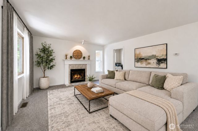 202 35th Avenue Ct NW, Gig Harbor, WA 98335