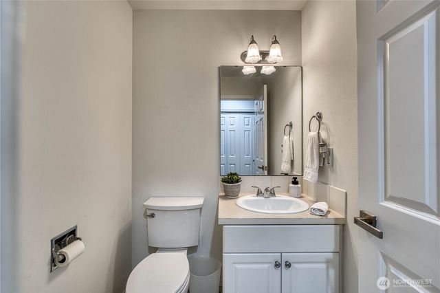 202 35th Avenue Ct NW, Gig Harbor, WA 98335