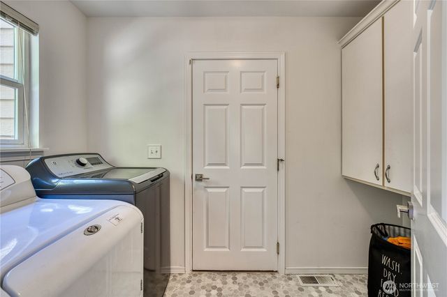 202 35th Avenue Ct NW, Gig Harbor, WA 98335