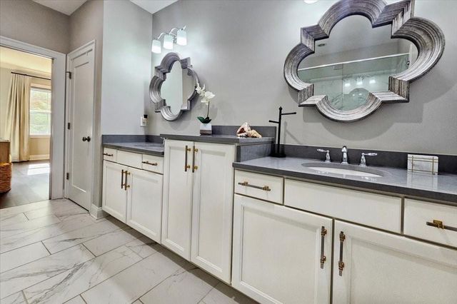 623 Brennan Drive, Decatur, GA 30033