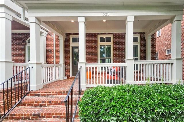 623 Brennan Drive, Decatur, GA 30033