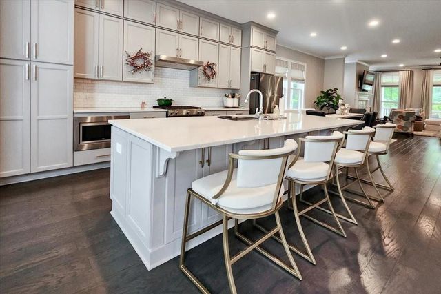 623 Brennan Drive, Decatur, GA 30033