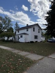 304 E Orleans Street, Otsego, MI 49078