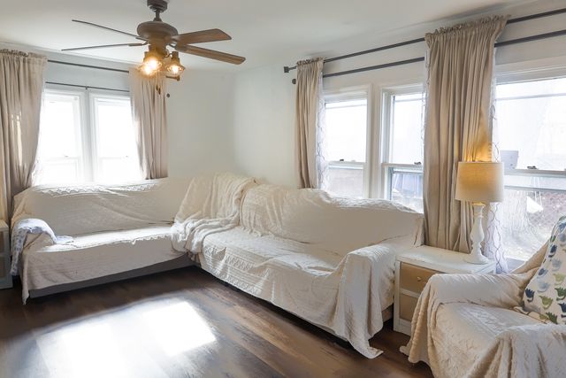 113 S Westlawn Avenue, Aurora, IL 60506