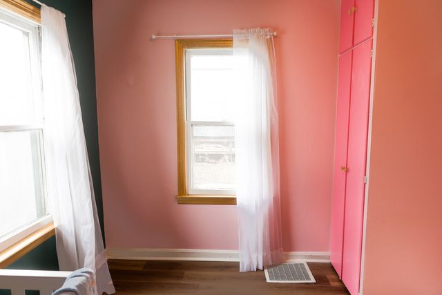 113 S Westlawn Avenue, Aurora, IL 60506