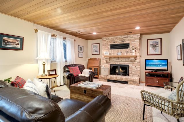 16412 Griffon Trail, Lakeville, MN 55044