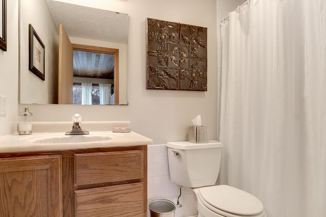 16412 Griffon Trail, Lakeville, MN 55044