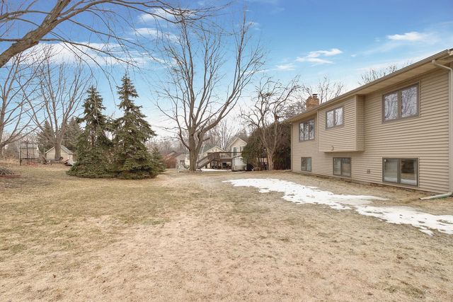 16412 Griffon Trail, Lakeville, MN 55044