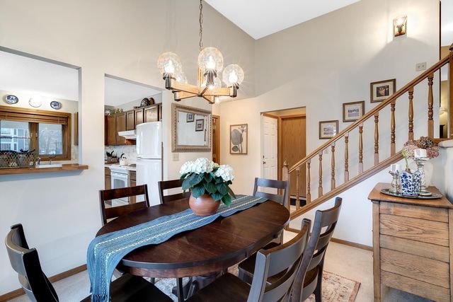 16412 Griffon Trail, Lakeville, MN 55044