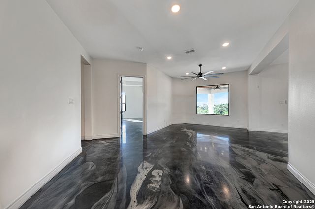 5833 Copper Valley, New Braunfels, TX 78132