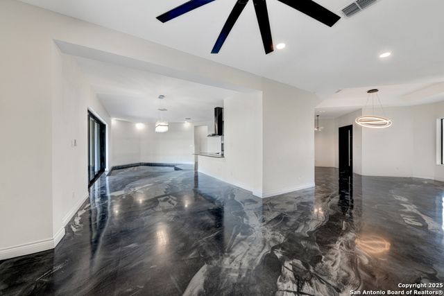 5833 Copper Valley, New Braunfels, TX 78132