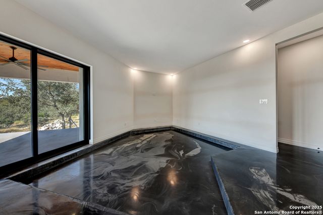 5833 Copper Valley, New Braunfels, TX 78132