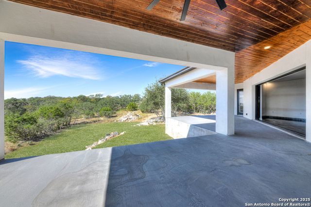 5833 Copper Valley, New Braunfels, TX 78132
