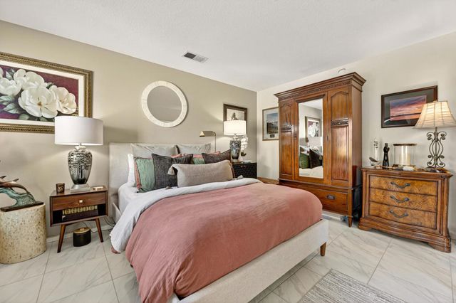 218 Desert Falls Drive E, Palm Desert, CA 92211