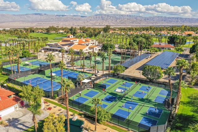 218 Desert Falls Drive E, Palm Desert, CA 92211