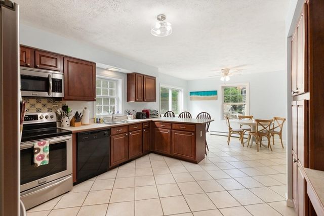 1 C Pigeon Hill Ct C, Rockport, MA 01966