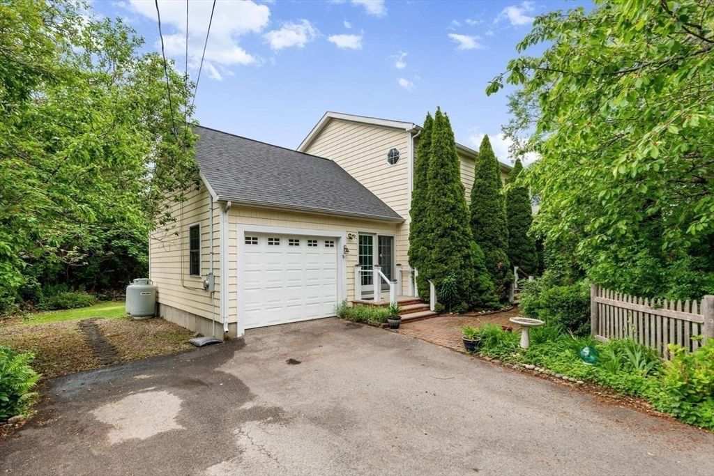 1 C Pigeon Hill Ct C, Rockport, MA 01966