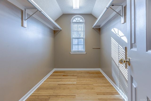 2000 Fox Meadow Lane, Jonesboro, AR 72404