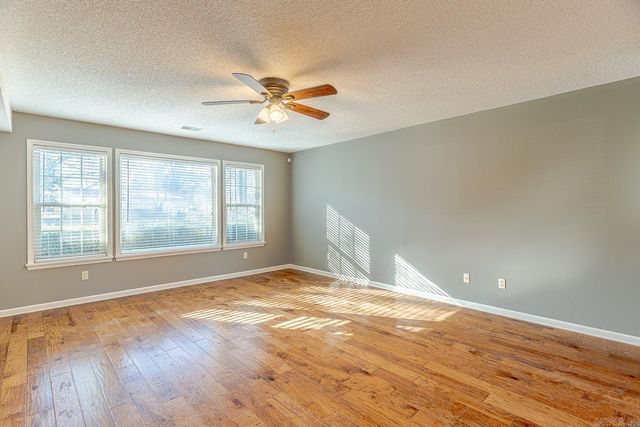 2000 Fox Meadow Lane, Jonesboro, AR 72404