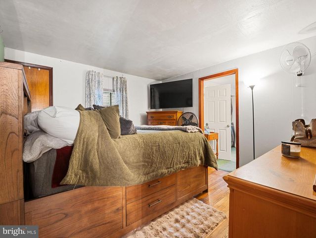 102 QUEEN ANNE RD, Glen Burnie, MD 21060