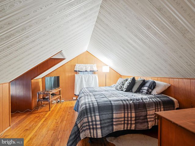 102 QUEEN ANNE RD, Glen Burnie, MD 21060