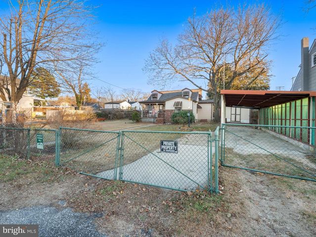 102 QUEEN ANNE RD, Glen Burnie, MD 21060