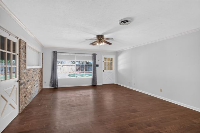 622 Cumberland Drive, Shreveport, LA 71106