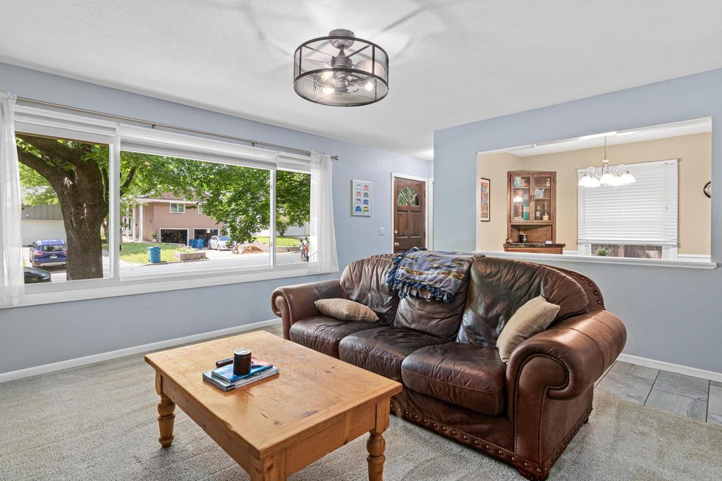 3236 N Indiana Avenue N, Robbinsdale, MN 55422 — photo 5