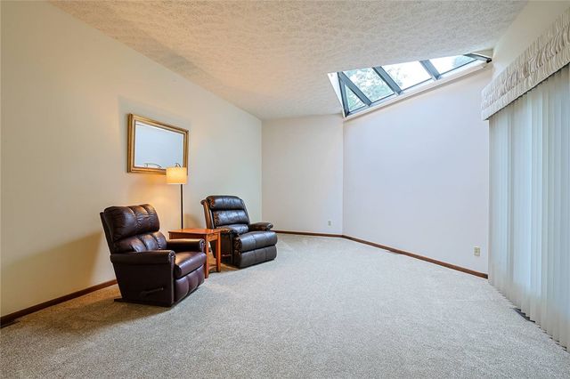 9040 S Normandy Lane, Washington Twp, OH 45458