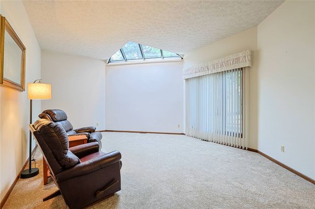 9040 S Normandy Lane, Washington Twp, OH 45458