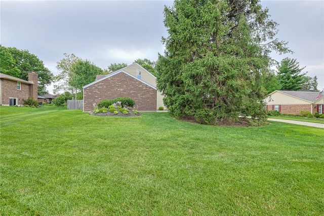 9040 S Normandy Lane, Washington Twp, OH 45458