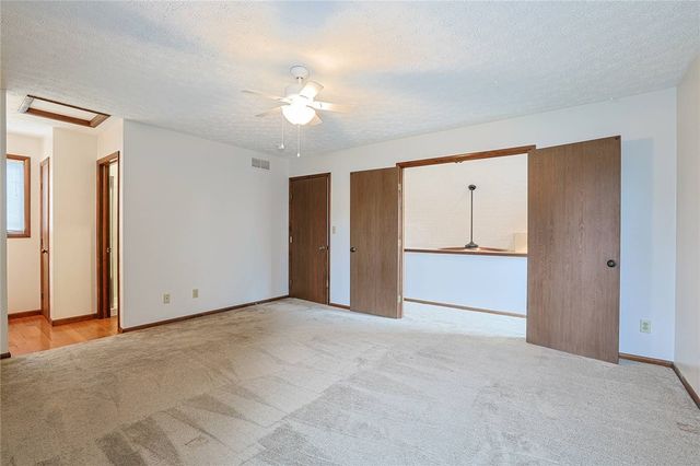 9040 S Normandy Lane, Washington Twp, OH 45458