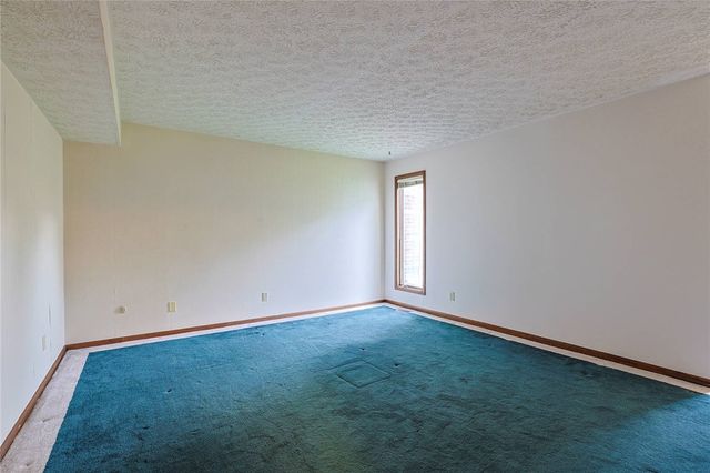9040 S Normandy Lane, Washington Twp, OH 45458