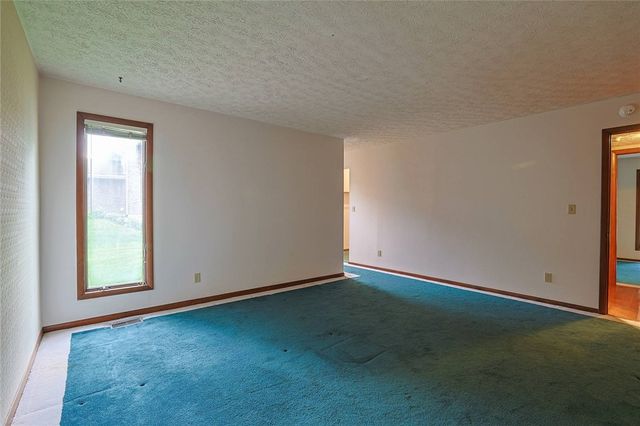 9040 S Normandy Lane, Washington Twp, OH 45458