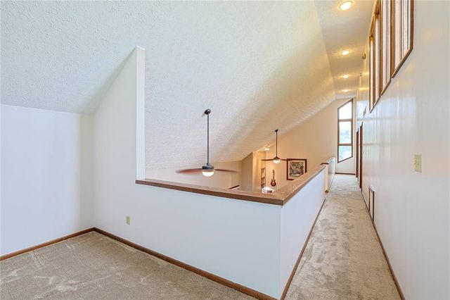 9040 S Normandy Lane, Washington Twp, OH 45458
