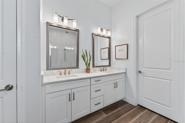 1071 SEAGRAPE DRIVE, Ruskin, FL 33570