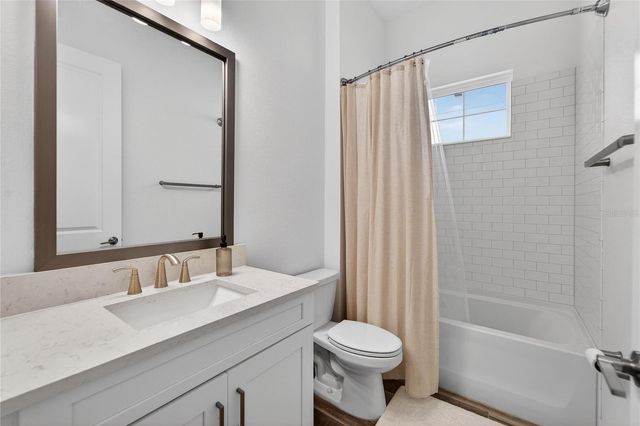 1071 SEAGRAPE DRIVE, Ruskin, FL 33570