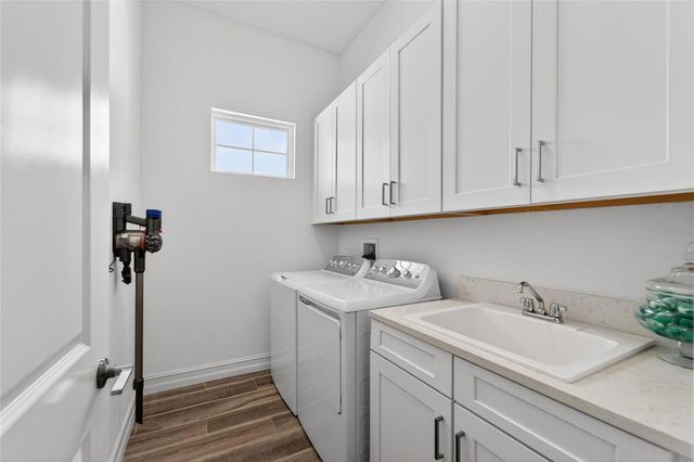 1071 SEAGRAPE DRIVE, Ruskin, FL 33570