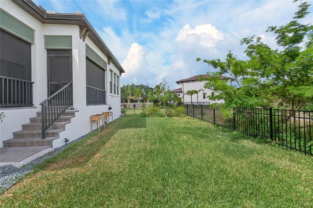 1071 SEAGRAPE DRIVE, Ruskin, FL 33570