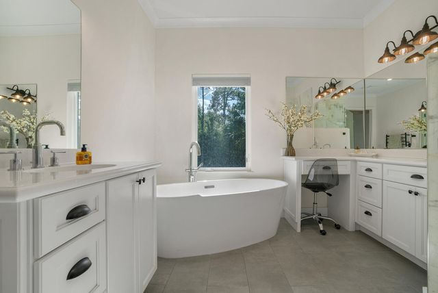 9010 Valley Oak Place, Jupiter, FL 33478