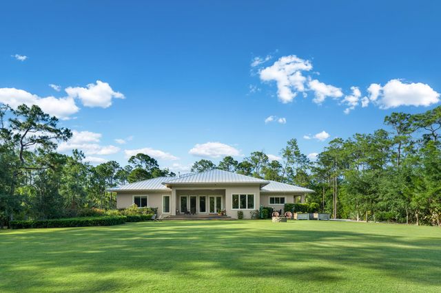 9010 Valley Oak Place, Jupiter, FL 33478