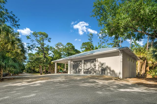 9010 Valley Oak Place, Jupiter, FL 33478