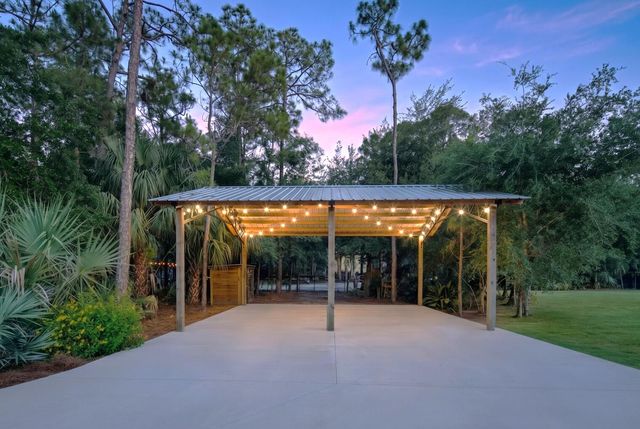 9010 Valley Oak Place, Jupiter, FL 33478