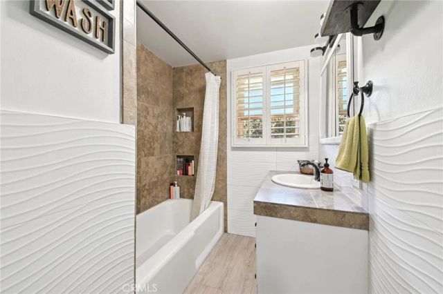 13631 Richardson Way, Westminster, CA 92683