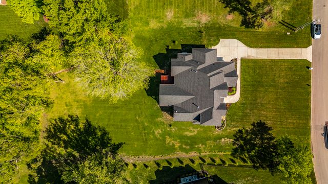 1305 Twin Springs Dr, Brentwood, TN 37027