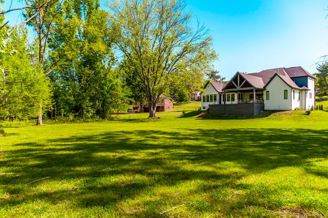 1305 Twin Springs Dr, Brentwood, TN 37027