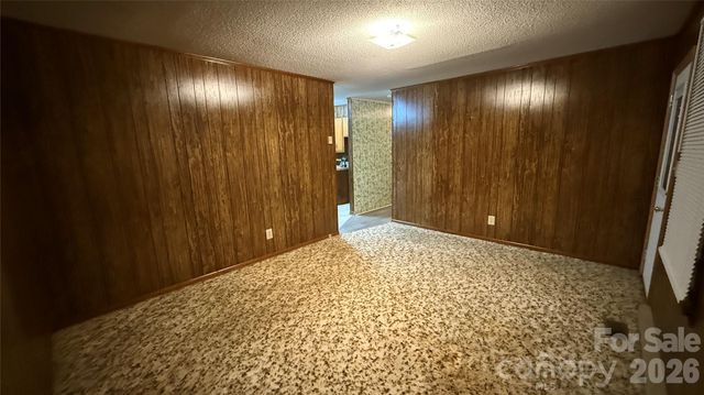 4072 Beach Road, Hudson, NC 28638