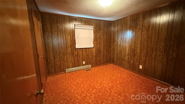 4072 Beach Road, Hudson, NC 28638
