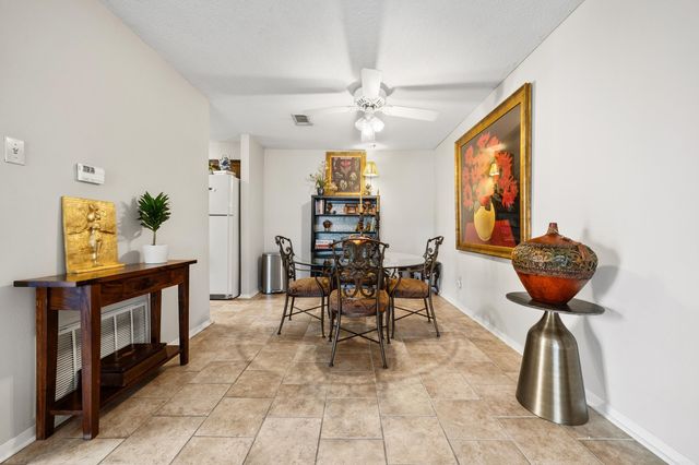 1222 Twin Points Road, Hot Springs, AR 71913