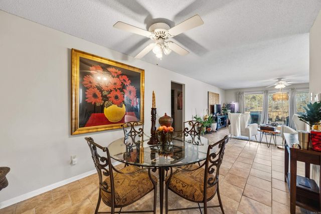 1222 Twin Points Road, Hot Springs, AR 71913